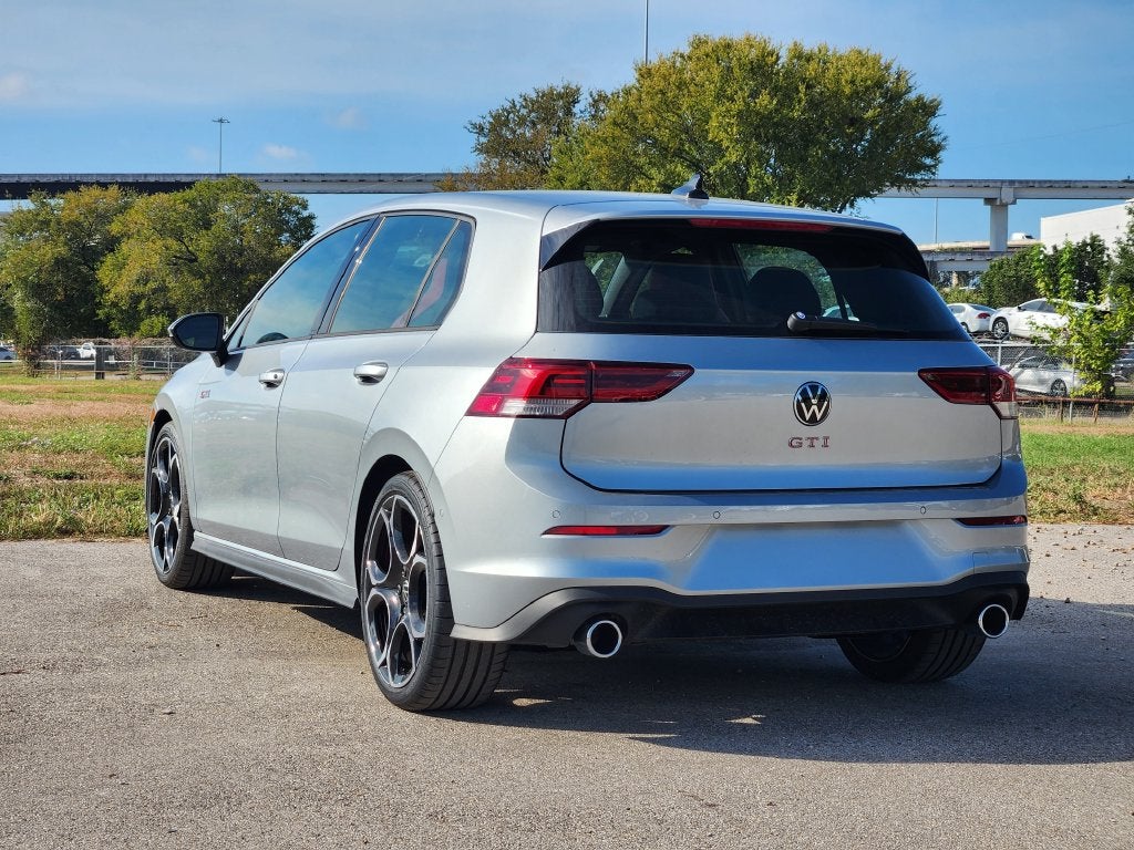 2026 Volkswagen Golf GTI Autobahn