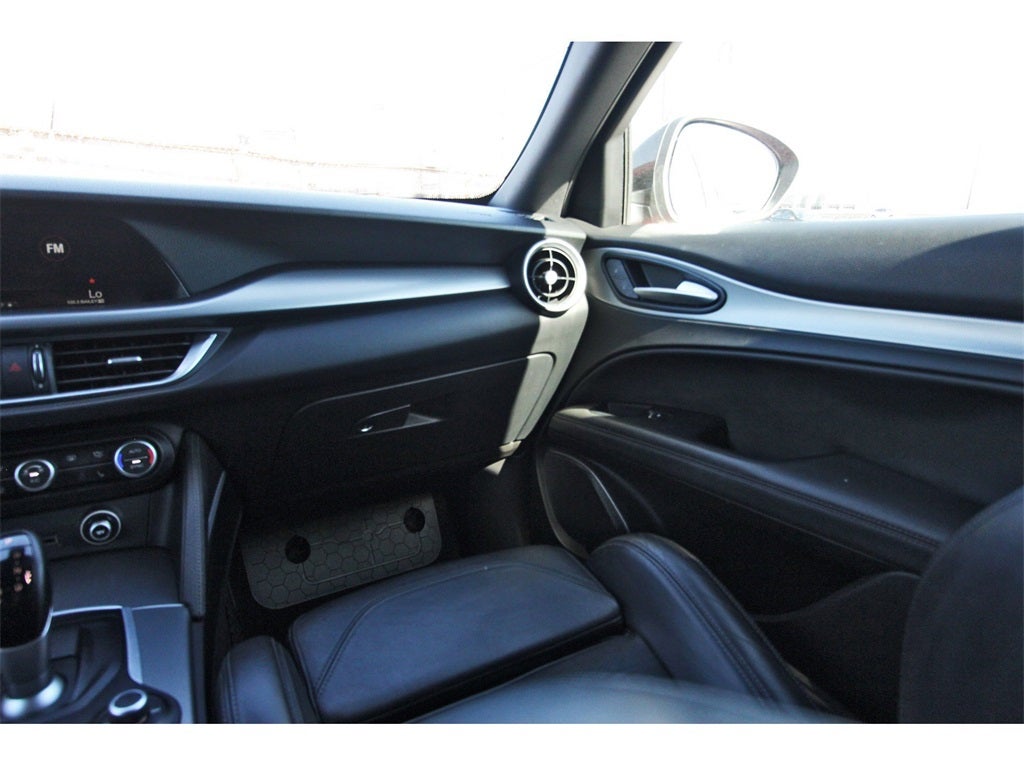 2019 Alfa Romeo Stelvio Ti Sport