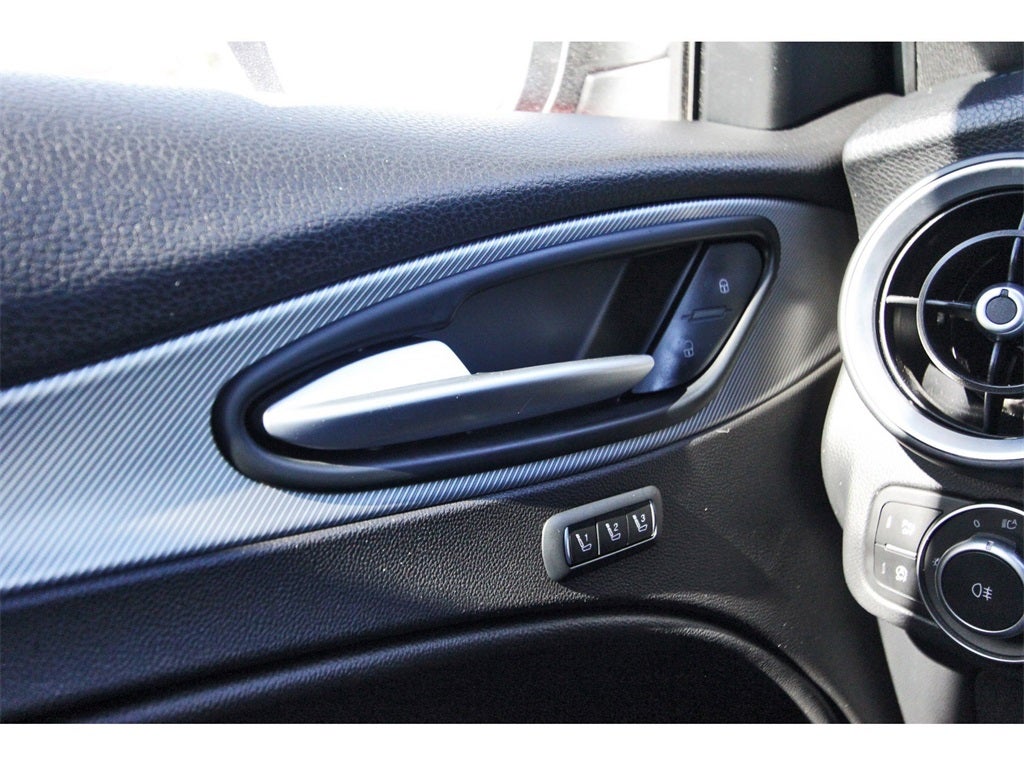 2019 Alfa Romeo Stelvio Ti Sport